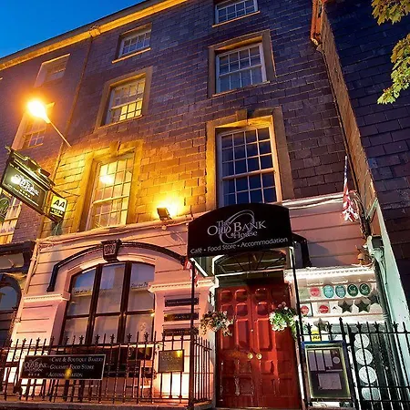 The Old Bank Town House 4* 킨세일