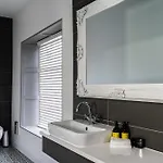 Pensjonat The Old Bank Town House 4*