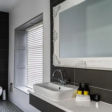 Maison d'hôtes The Old Bank Town House 4*