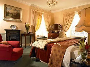 Guest house The Old Bank Town House 4*