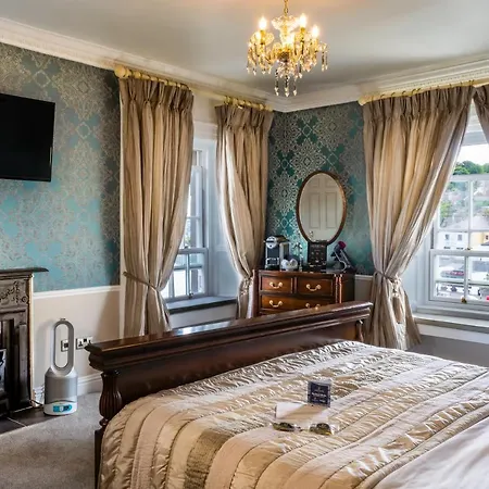 Pensión The Old Bank Town House 4*